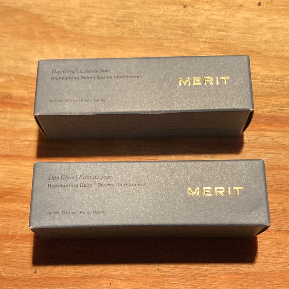 Merit Day Glow Highlighting Balm